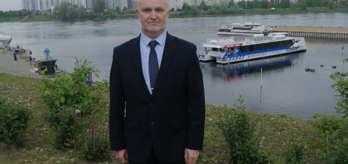 АПП СПб генеральный директор Громов А.Л на спуске катамарана "Форт Обручев"